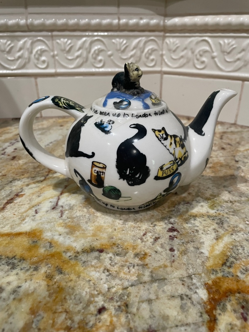Cardew design NA Inc 2004 Cat tea pot - Picture 1 of 6